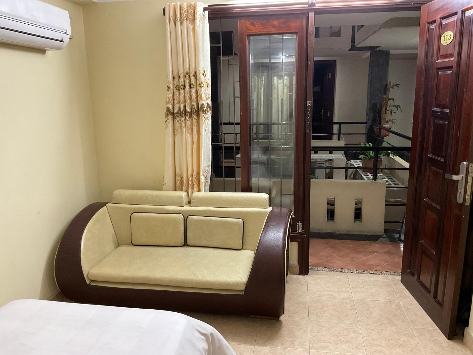 Khach San Minh Chau - Hoa Hung Hotel Bandar Ho Chi Minh Luaran gambar