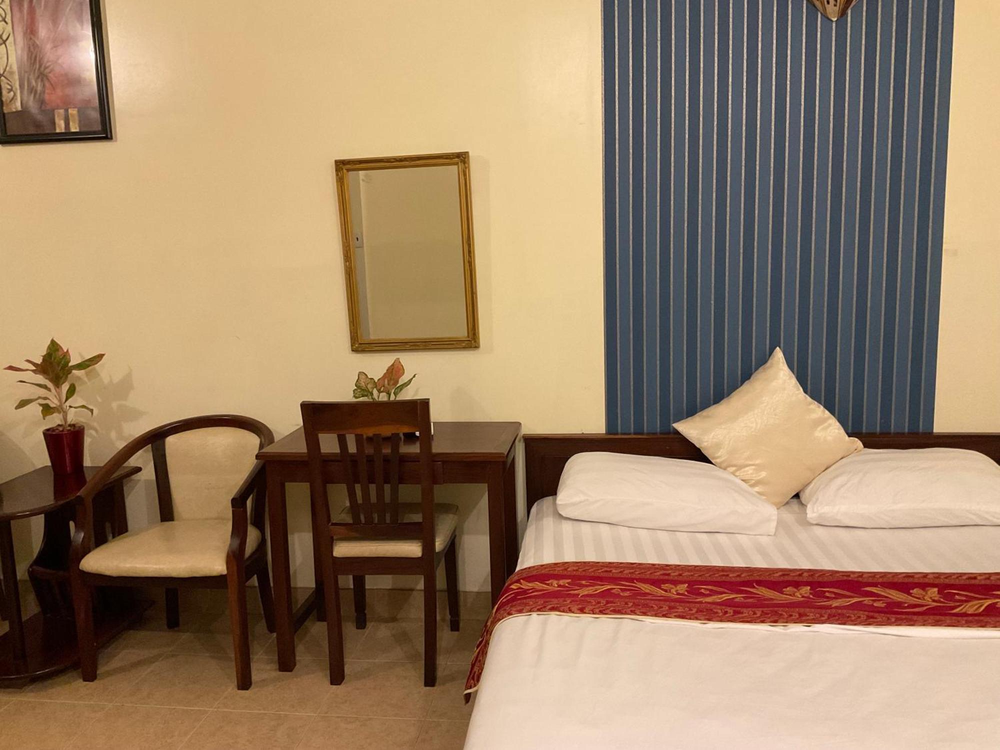 Khach San Minh Chau - Hoa Hung Hotel Bandar Ho Chi Minh Luaran gambar