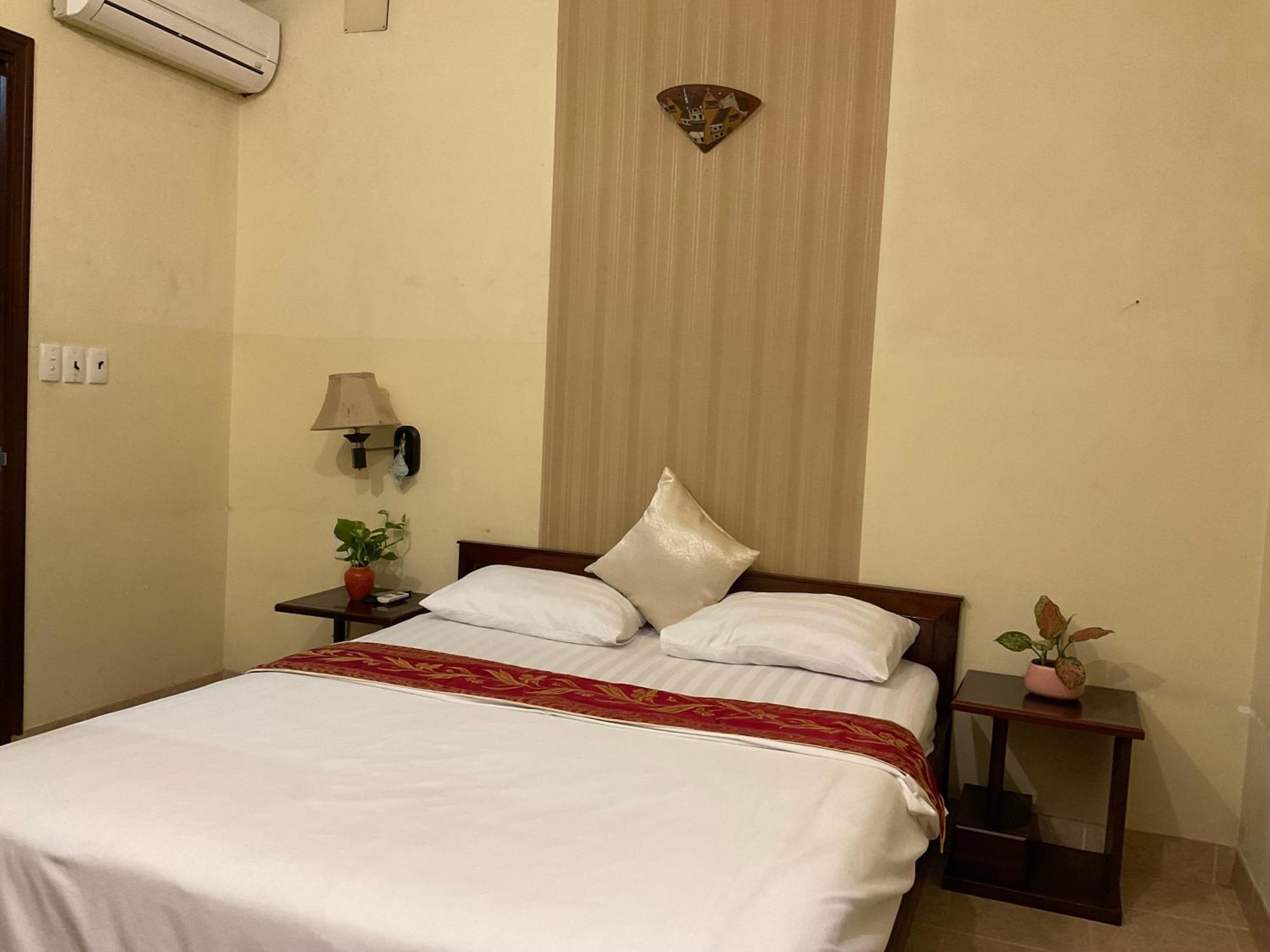 Khach San Minh Chau - Hoa Hung Hotel Bandar Ho Chi Minh Luaran gambar