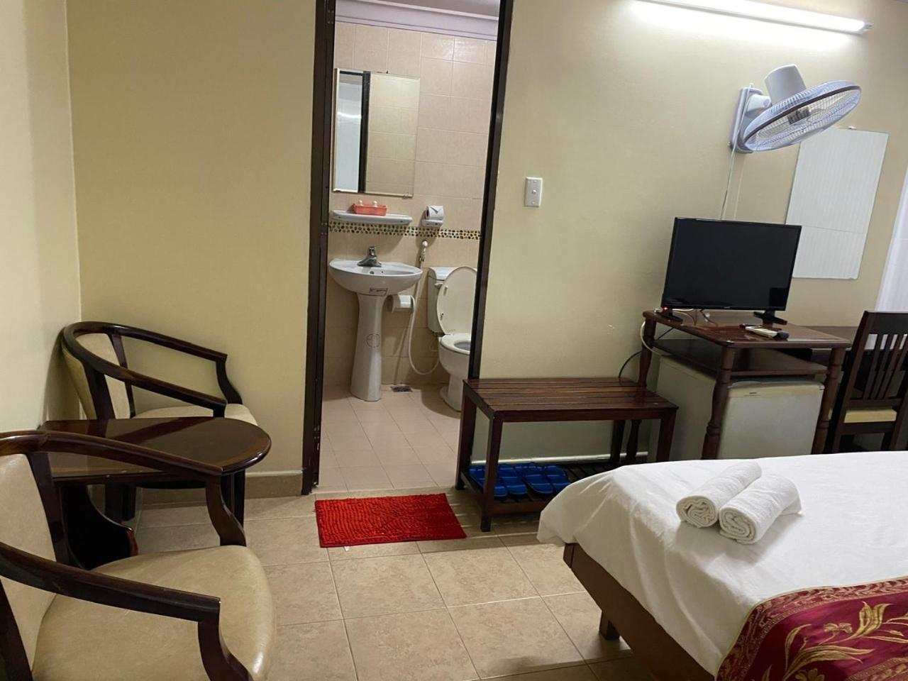 Khach San Minh Chau - Hoa Hung Hotel Bandar Ho Chi Minh Luaran gambar