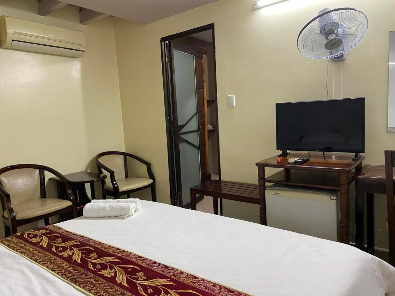 Khach San Minh Chau - Hoa Hung Hotel Bandar Ho Chi Minh Luaran gambar
